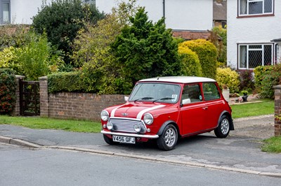 Lot 2000 Rover Mini Cooper