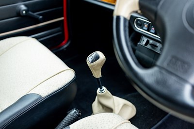 Lot 2000 Rover Mini Cooper