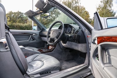 Lot 1996 Mercedes-Benz SL500