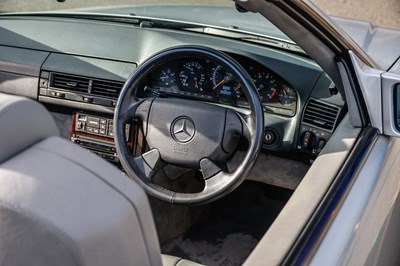 Lot 1996 Mercedes-Benz SL500