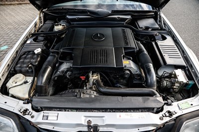 Lot 1996 Mercedes-Benz SL500