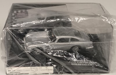 Lot Aston Martin Bond Slot Car