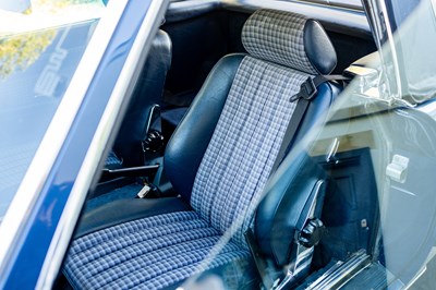 Lot 1987 Mercedes-Benz 300 SL