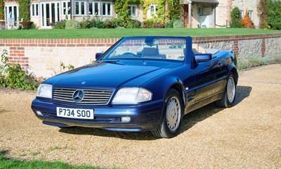 Lot 1996 Mercedes-Benz SL280