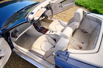 Lot 1996 Mercedes-Benz SL280