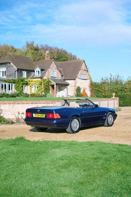Lot 1996 Mercedes-Benz SL280