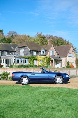 Lot 1996 Mercedes-Benz SL280