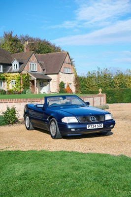 Lot 1996 Mercedes-Benz SL280