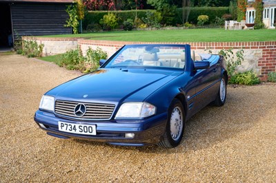 Lot 1996 Mercedes-Benz SL280