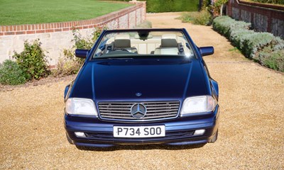 Lot 1996 Mercedes-Benz SL280