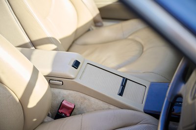 Lot 1996 Mercedes-Benz SL280