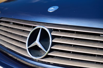 Lot 1996 Mercedes-Benz SL280