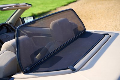 Lot 1996 Mercedes-Benz SL280