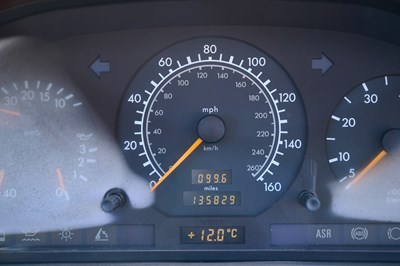 Lot 1996 Mercedes-Benz SL280