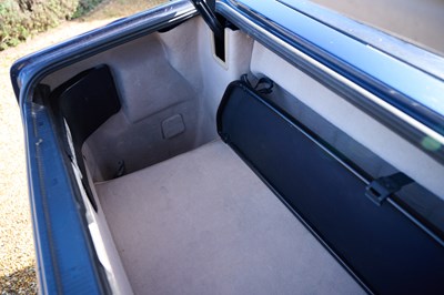 Lot 1996 Mercedes-Benz SL280