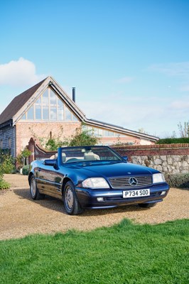 Lot 1996 Mercedes-Benz SL280