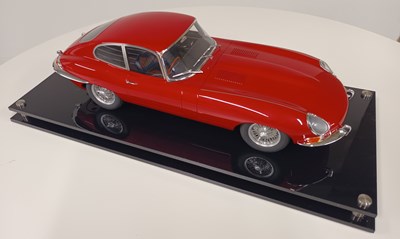 Lot Jaguar E-Type Model