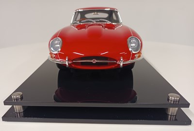 Lot Jaguar E-Type Model