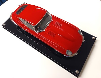 Lot Jaguar E-Type Model