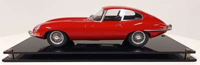 Lot Jaguar E-Type Model