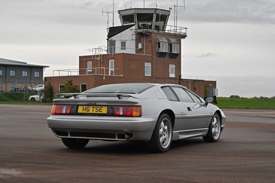 Lot 1990 Lotus Esprit Turbo SE