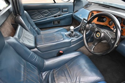 Lot 1990 Lotus Esprit Turbo SE