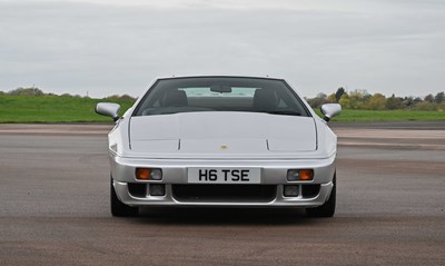 Lot 1990 Lotus Esprit Turbo SE