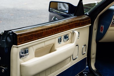 Lot 2001 Rolls-Royce Corniche V