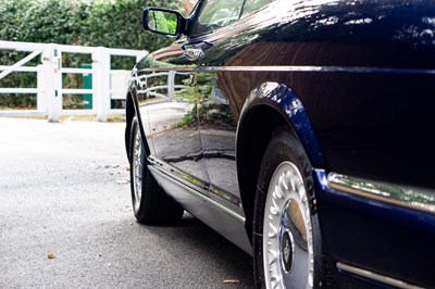 Lot 2001 Rolls-Royce Corniche V