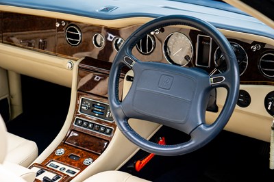 Lot 2001 Rolls-Royce Corniche V