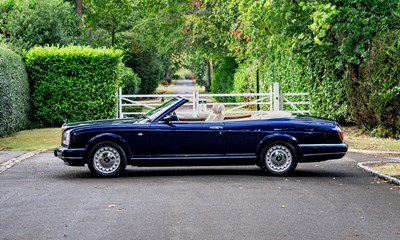 Lot 2001 Rolls-Royce Corniche V