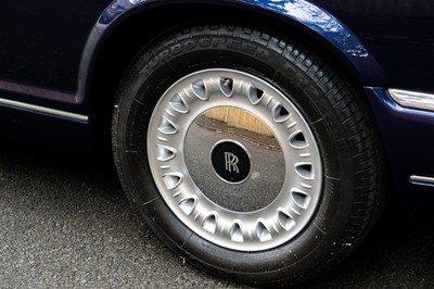 Lot 2001 Rolls-Royce Corniche V