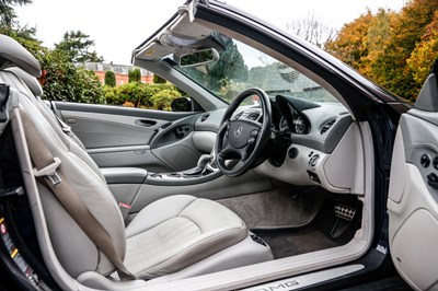 Lot 2003 Mercedes-Benz SL55 AMG