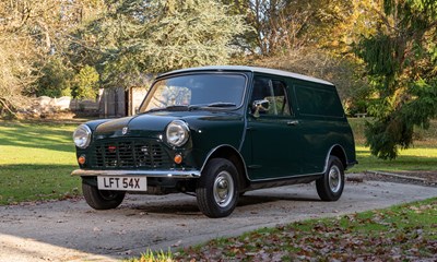 Lot 1981 Leyland Mini Van