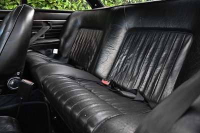 Lot 1973 Peugeot 504 Coupé