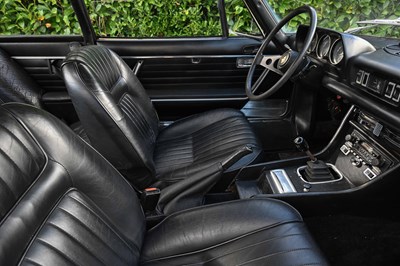 Lot 1973 Peugeot 504 Coupé