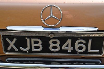 Lot 1972 Mercedes-Benz 350 SLC