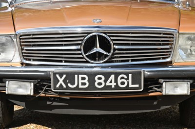 Lot 1972 Mercedes-Benz 350 SLC