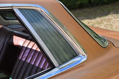 Lot 1972 Mercedes-Benz 350 SLC