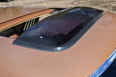 Lot 1972 Mercedes-Benz 350 SLC