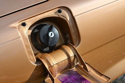 Lot 1972 Mercedes-Benz 350 SLC