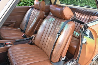 Lot 1972 Mercedes-Benz 350 SLC