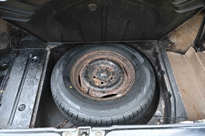 Lot 1972 Mercedes-Benz 350 SLC