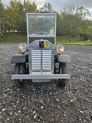 Lot Rolls Royce child’s electric car