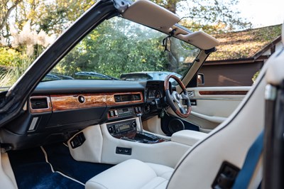 Lot 132 - 1989 Jaguar XJS Convertible