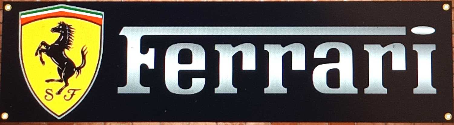 Lot Ferrari Banner