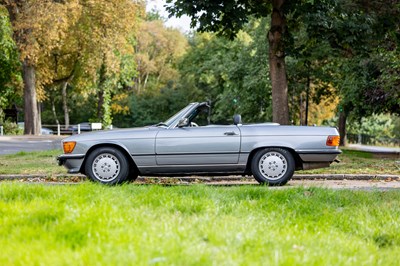 Lot 1987 Mercedes-Benz 420 SL