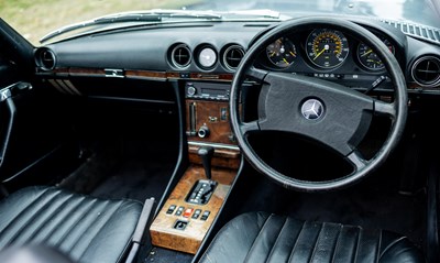 Lot 1987 Mercedes-Benz 420 SL