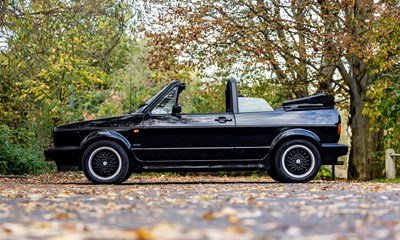 Lot 1993 Volkswagen Golf GTi Cabriolet Sportline Edition