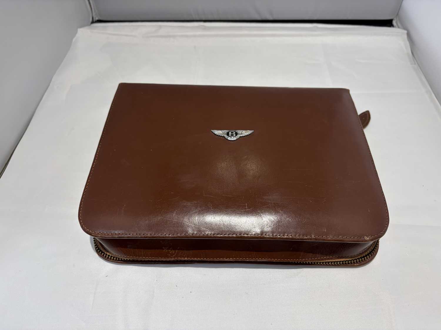Lot Bentley Vanity and Grooming Case